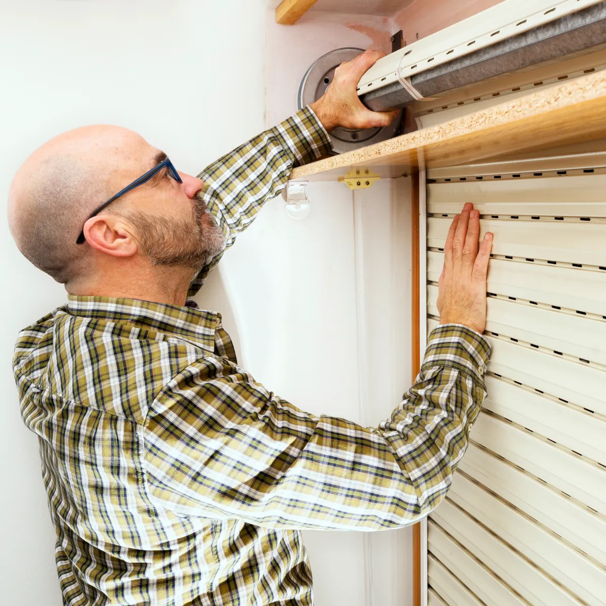 Persianista económico en Elche